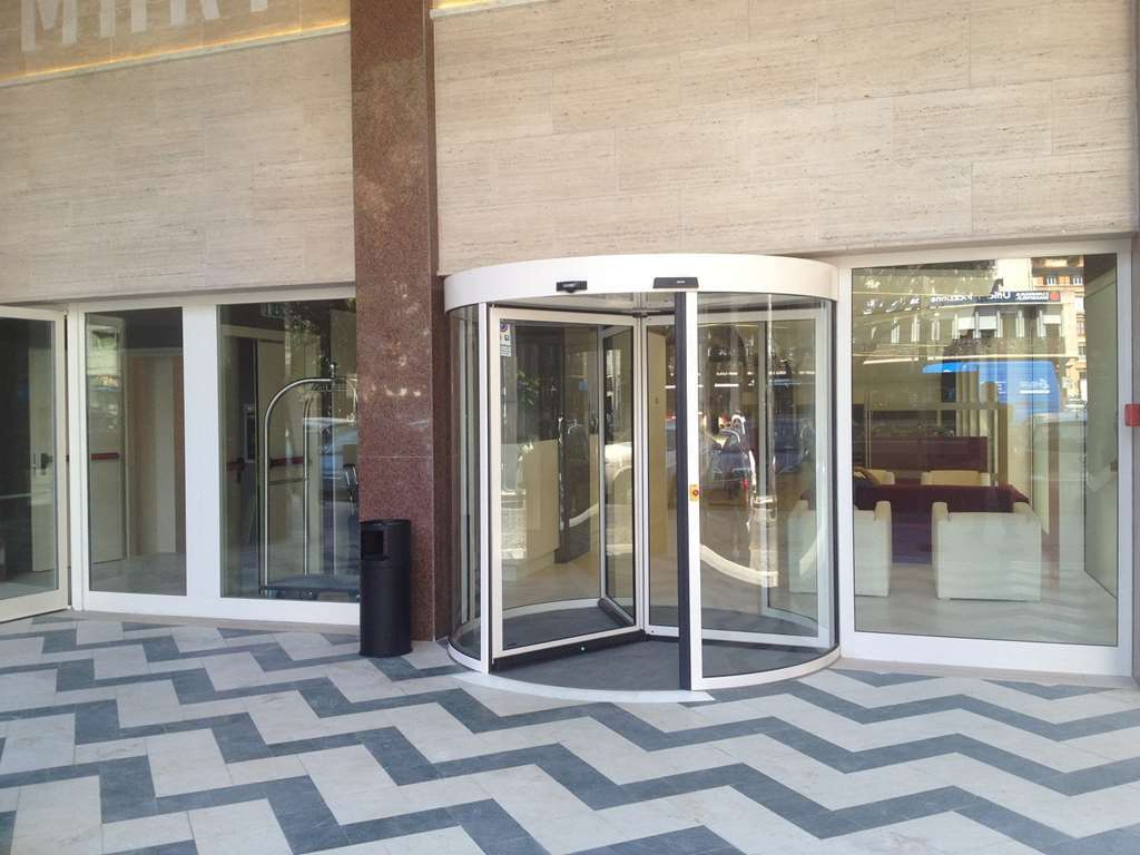 Moderno Hotel Roma Exterior foto
